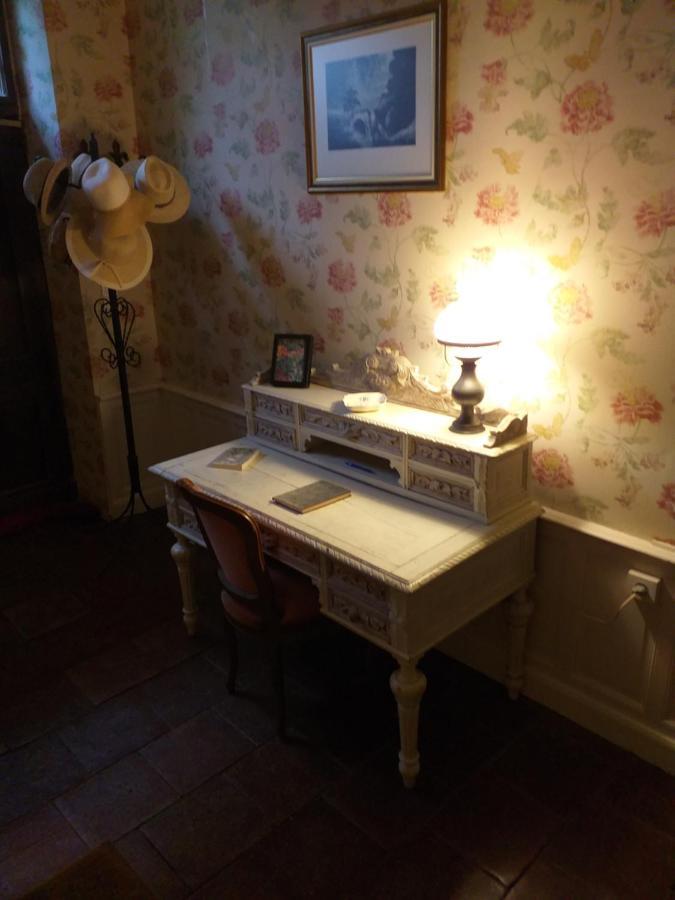 Le Jardin Secret Bed & Breakfast Saint-Antonin Exterior photo